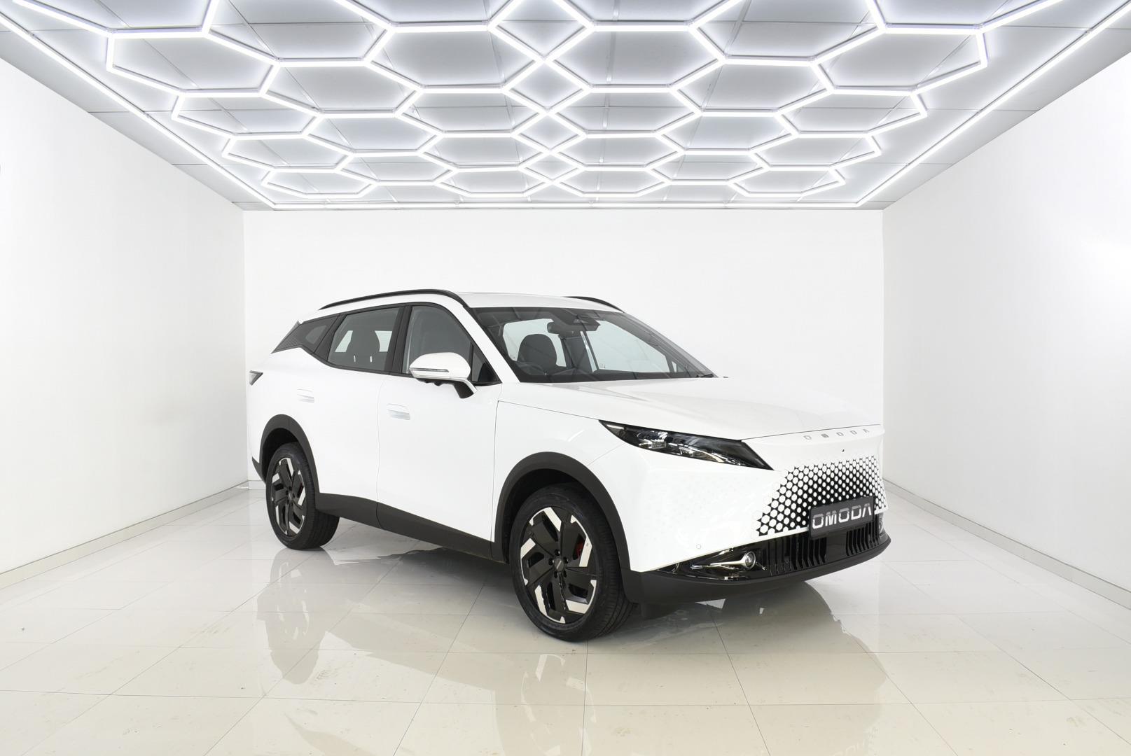 OMODA C7 ELEGANCE
